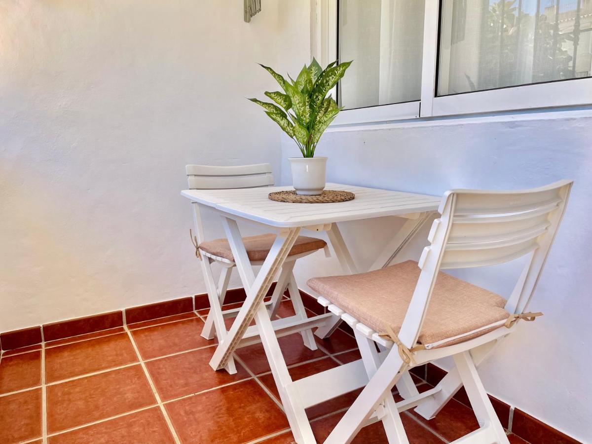 Coqueto apartamento en Nerja junto a la Playa Torrecilla Exterior foto